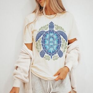 Sea Turtle Graphic Tee with Laurel Wreath Natural Illustration
